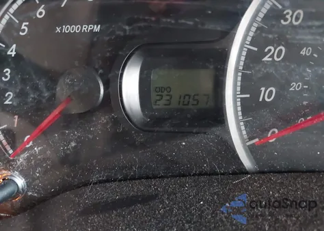 2011 Toyota Sienna Le V6 from USA, damaged, VIN 5TDKK3DC2BS048804